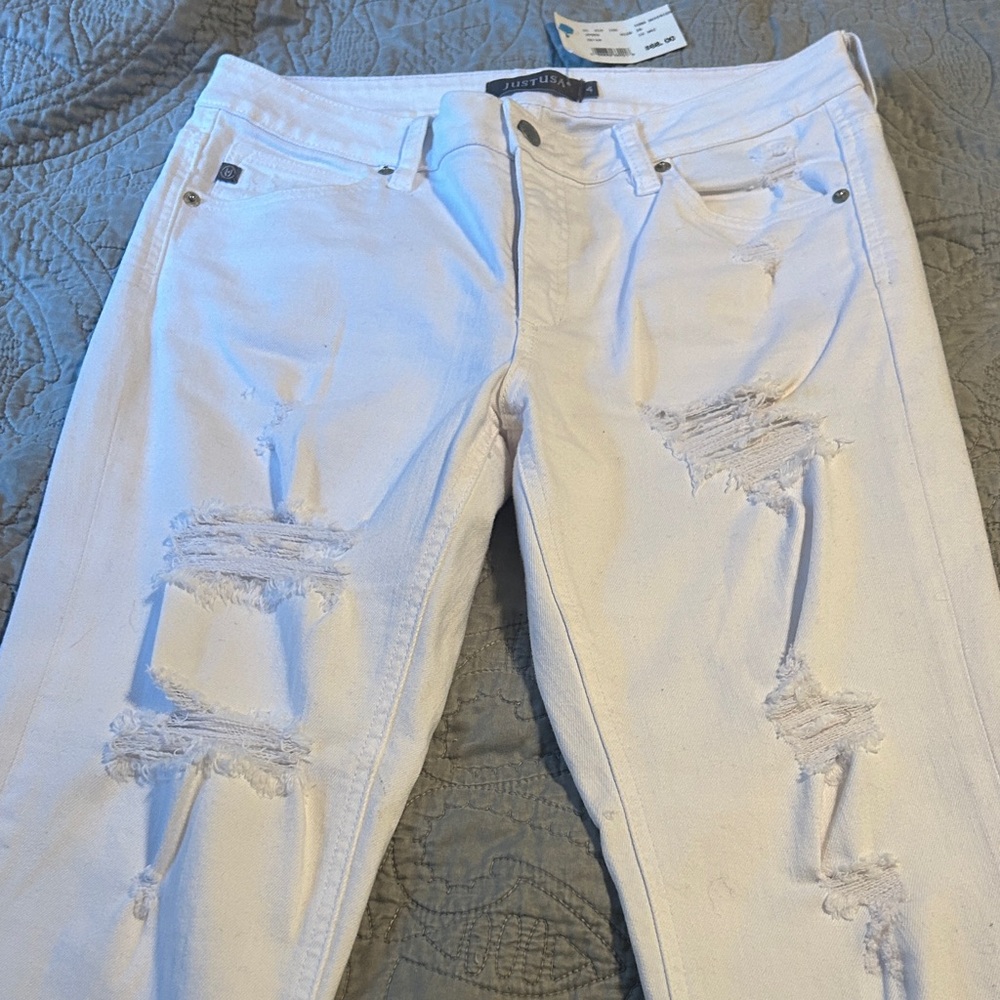 Just USA Distressed Boyfriend Jeans in Classic Blue